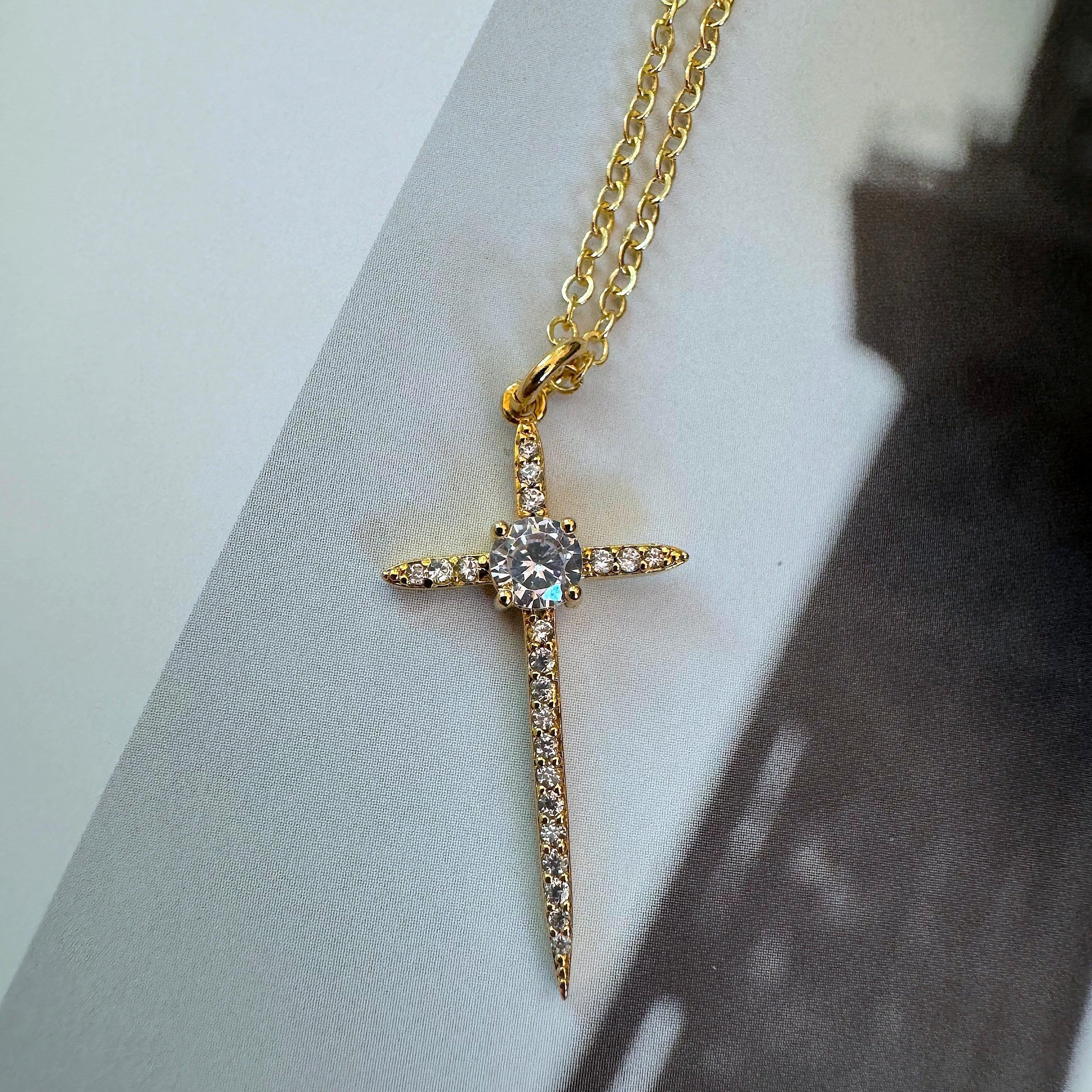 luxe north star necklace