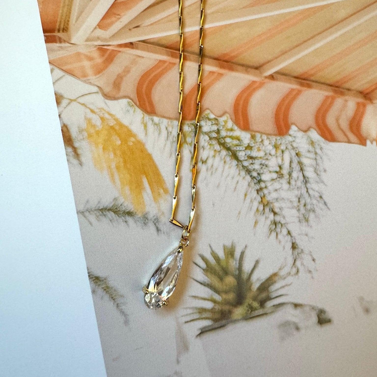 CRYSTAL TEAR NECKLACE